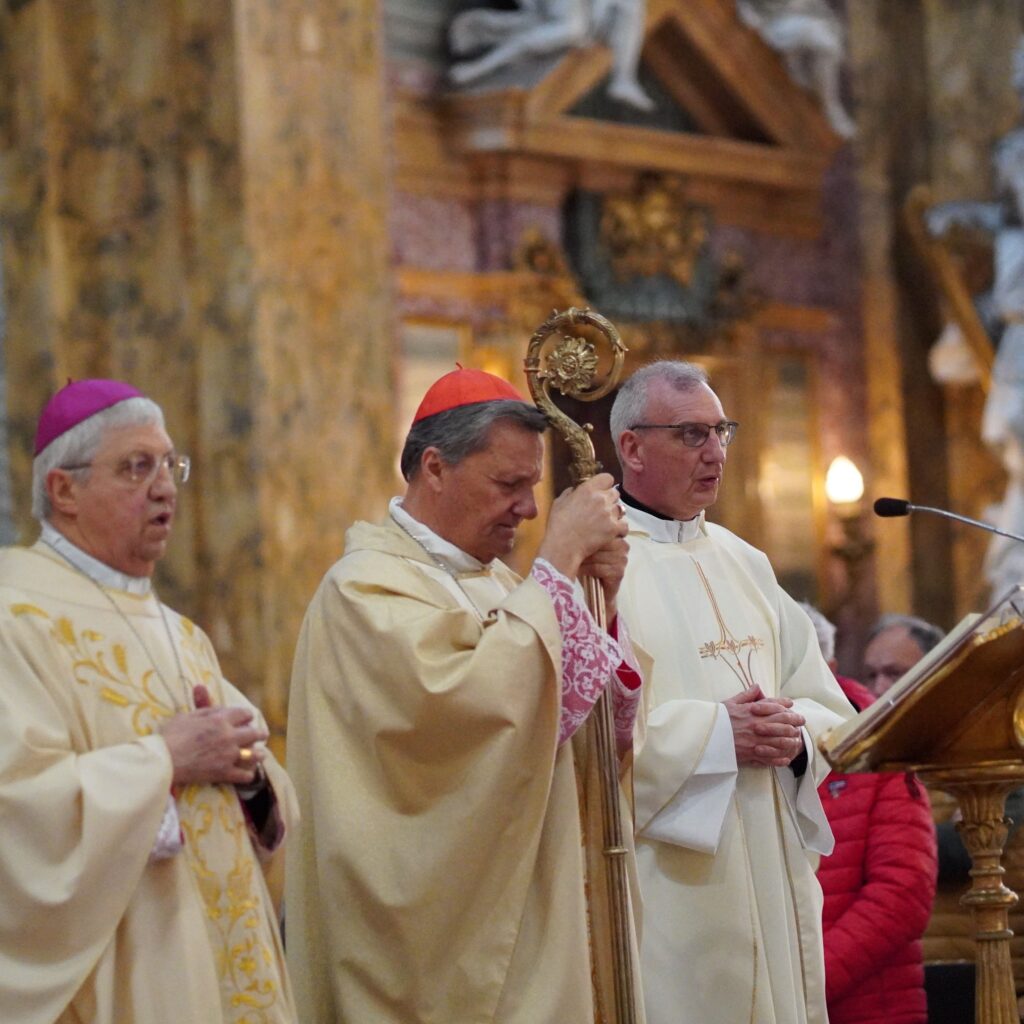 Diari di un Pellegrinaggio: 300 cuori in cammino verso Roma sulle orme di San Giovanni XXIII 4 - Santuario Papa Giovanni XXIII